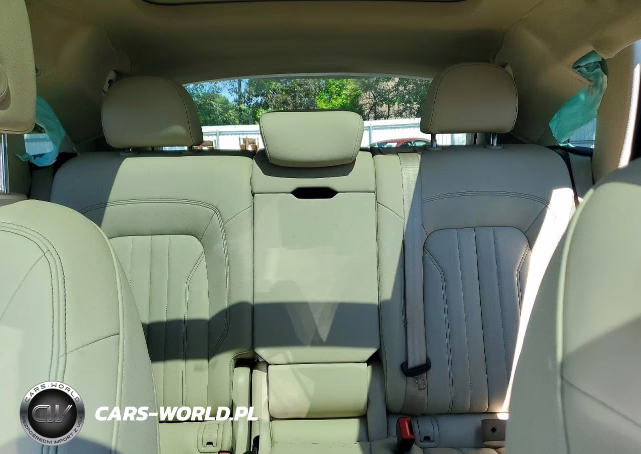 2021 Audi Q5 E Premium Plus VIN:WA1E2AFY2M2113844 - 10