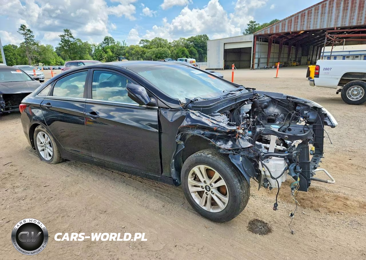 2013 Hyundai Sonata Gls VIN:5NPEB4AC2DH738150 - 4