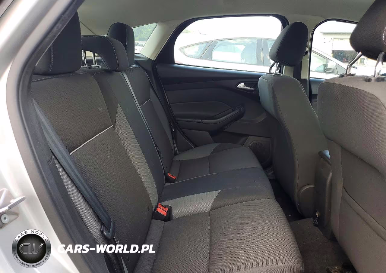 2012 Ford Focus Se VIN:1FAHP3K29CL308940 - 10