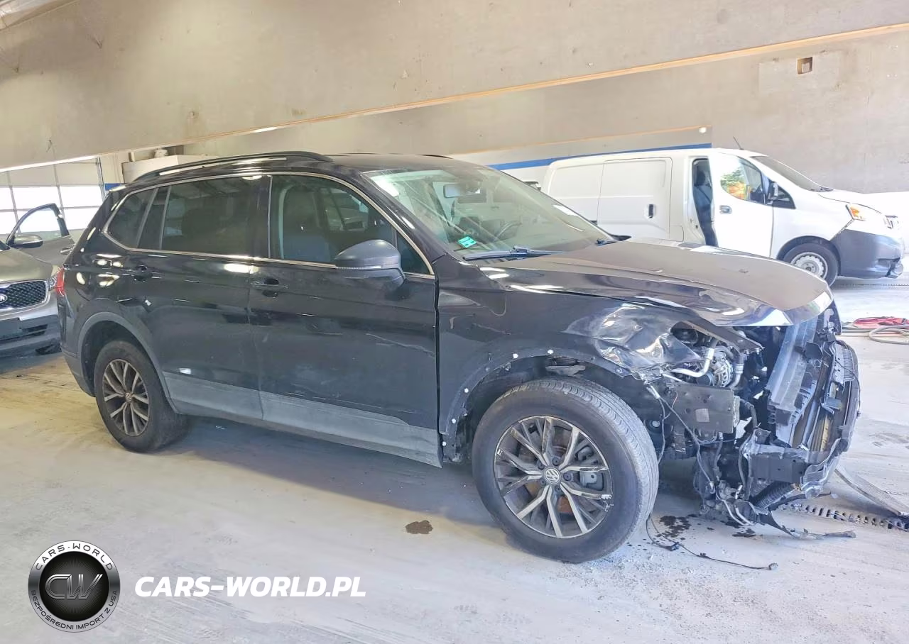 2019 Volkswagen Tiguan VIN:3VV3B7AX5KM013985 - 4