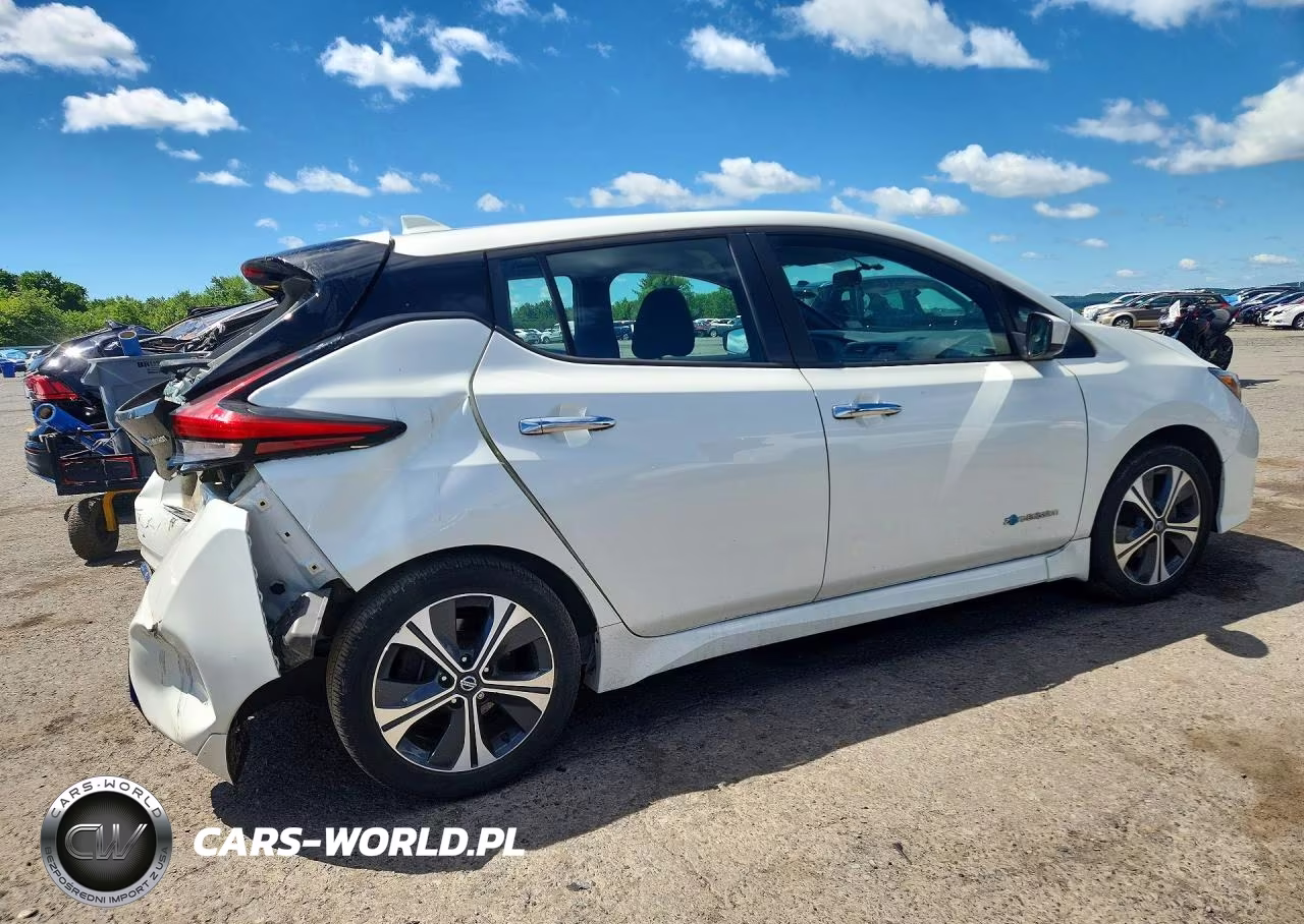 2018 Nissan Leaf Sv VIN:1N4AZ1CP9JC304880 - 3