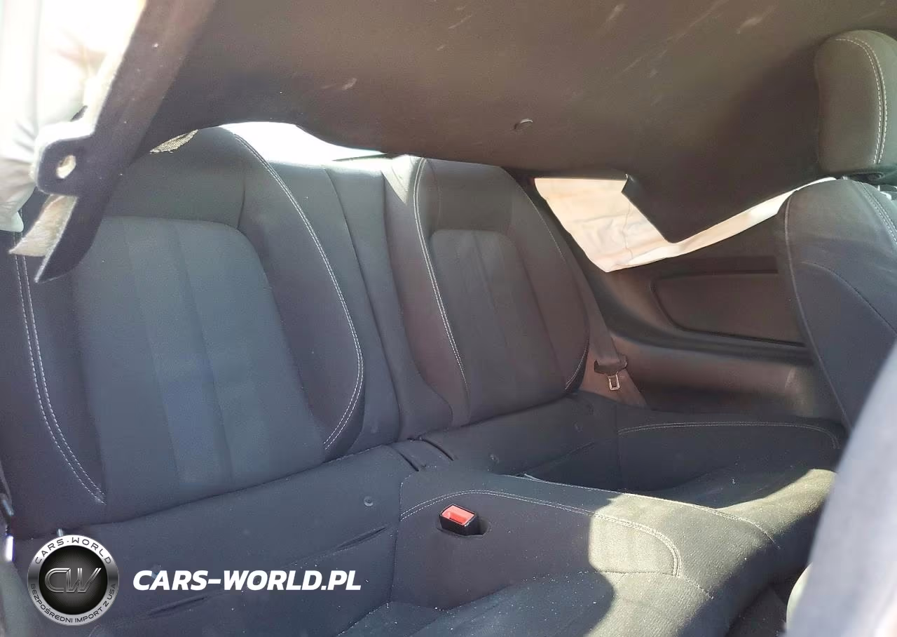 2018 Ford Mustang VIN:1FA6P8TH4J5177554 - 10