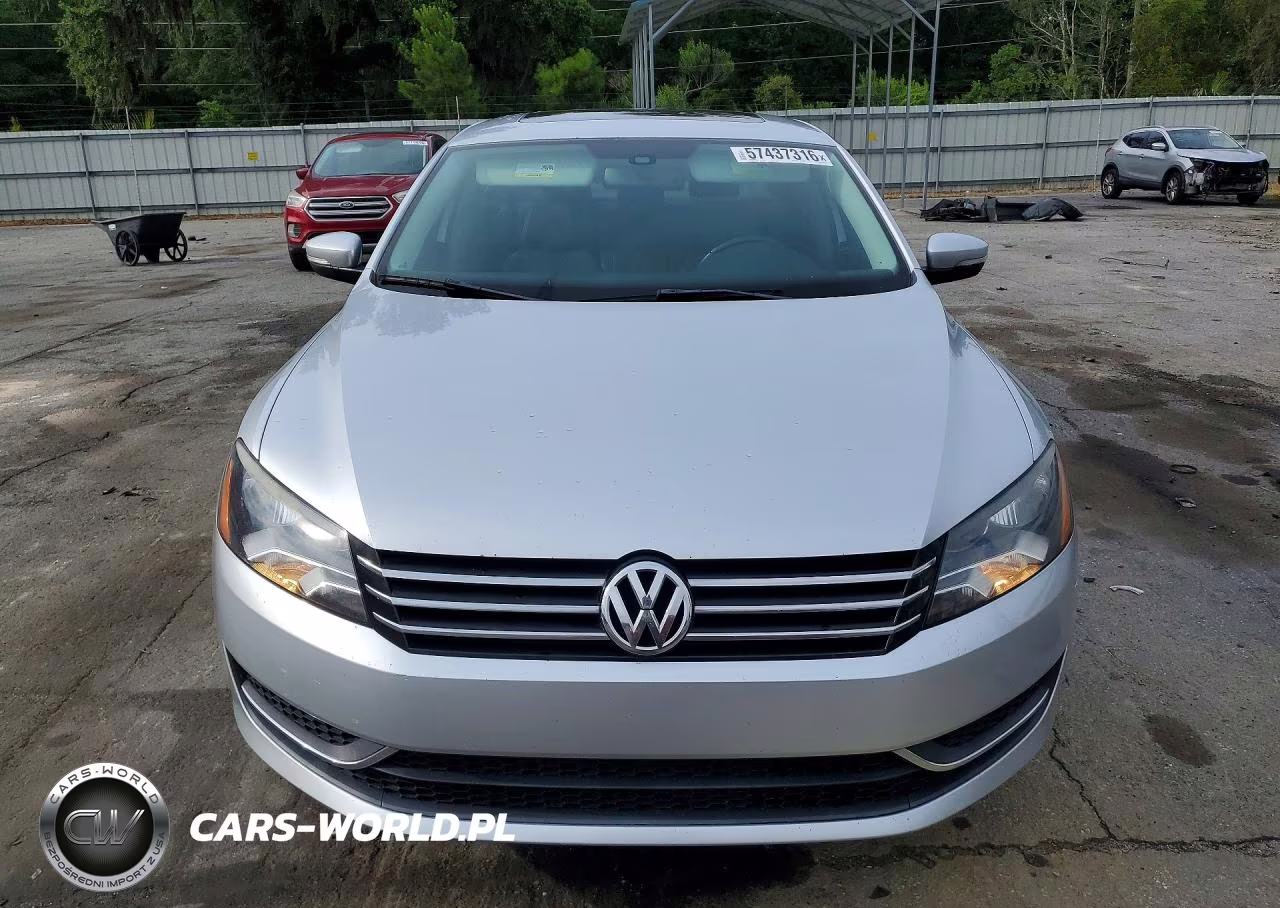 2014 Volkswagen Passat Se VIN:1VWBS7A3XEC041386 - 5