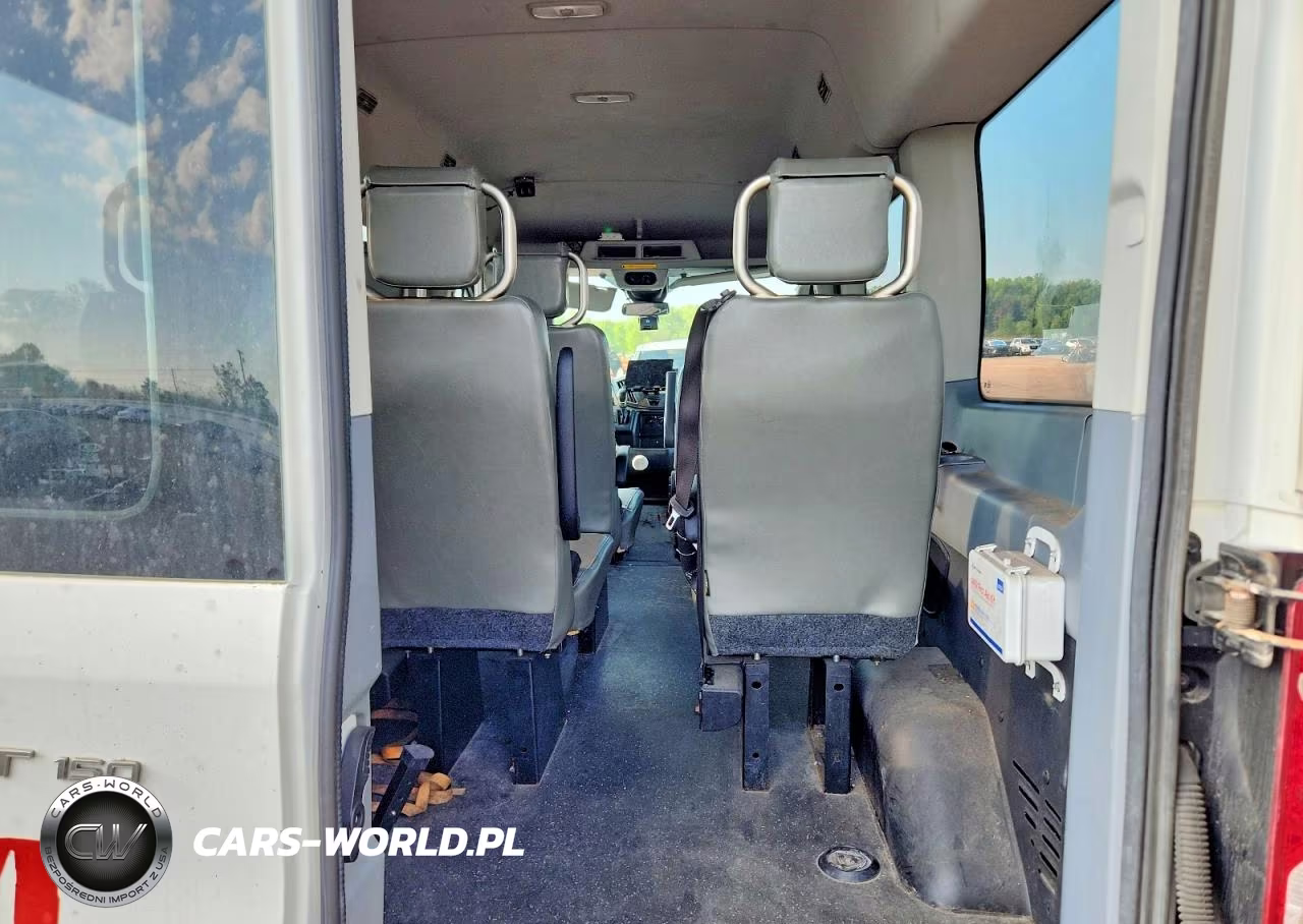 2018 Ford Transit VIN:1FMZK1CM0JKB31369 - 10