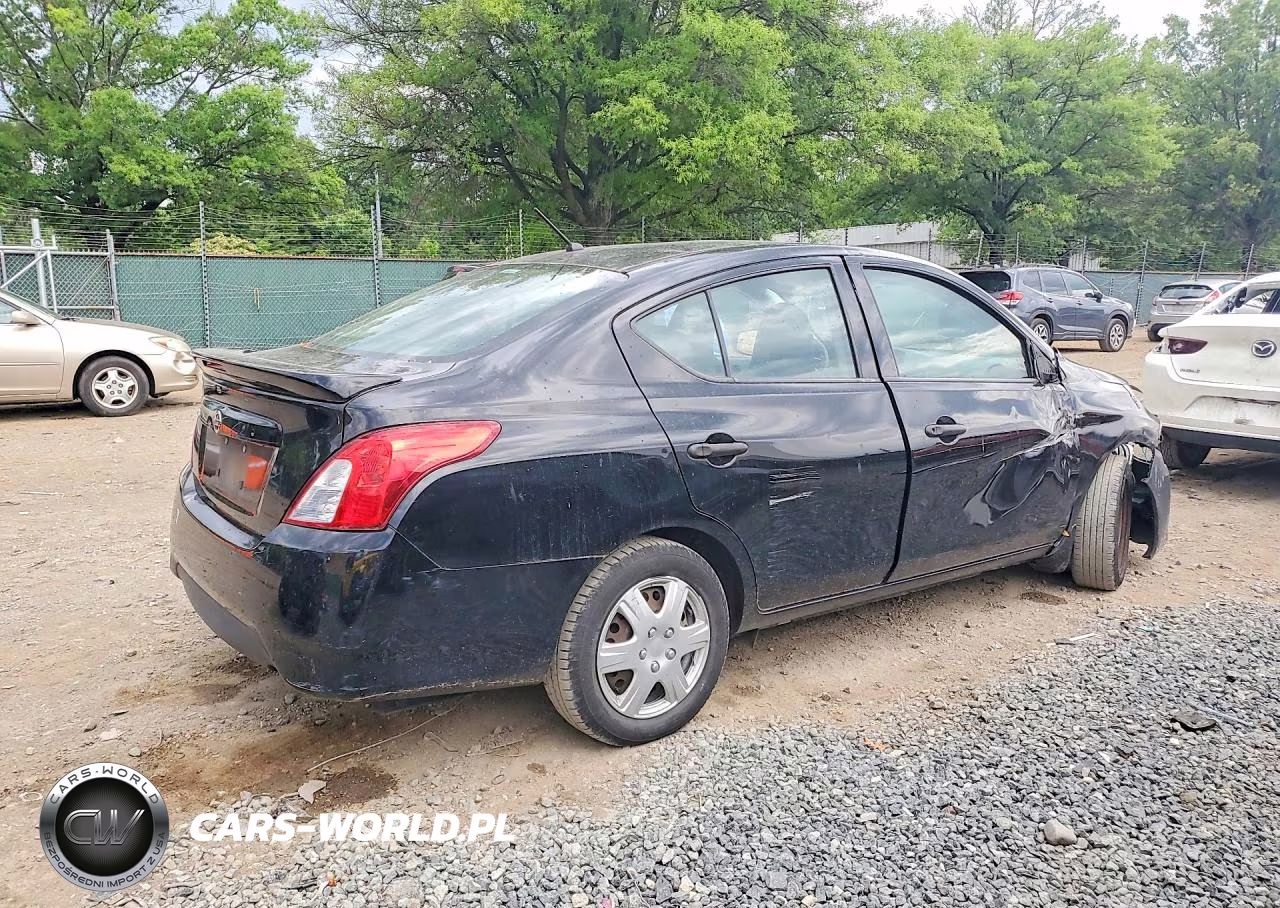 2017 Nissan Versa 1.6 S Plus VIN:3N1CN7AP0HL870125 - 3