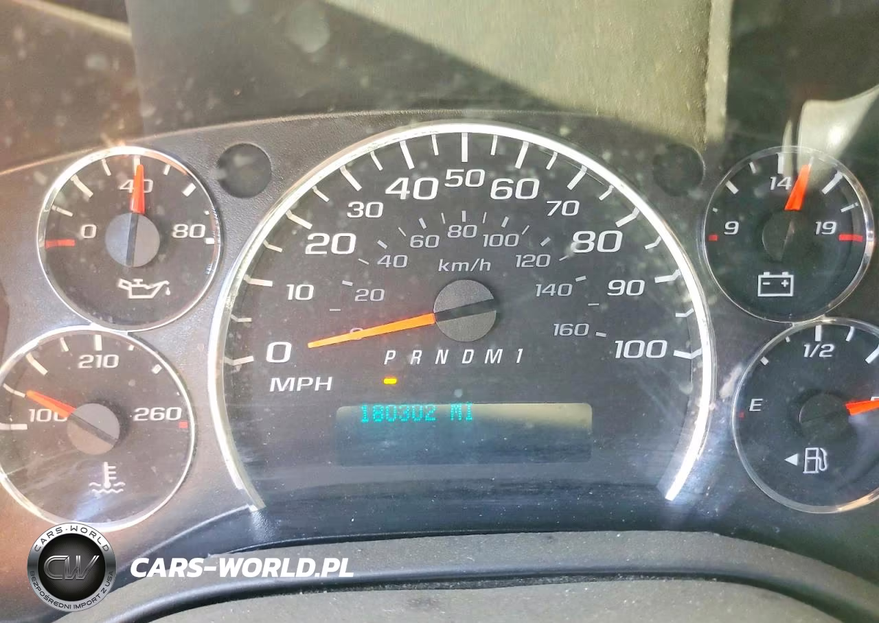 2017 Chevrolet Express G3500 VIN:1GCZGGFF3H1192317 - 9
