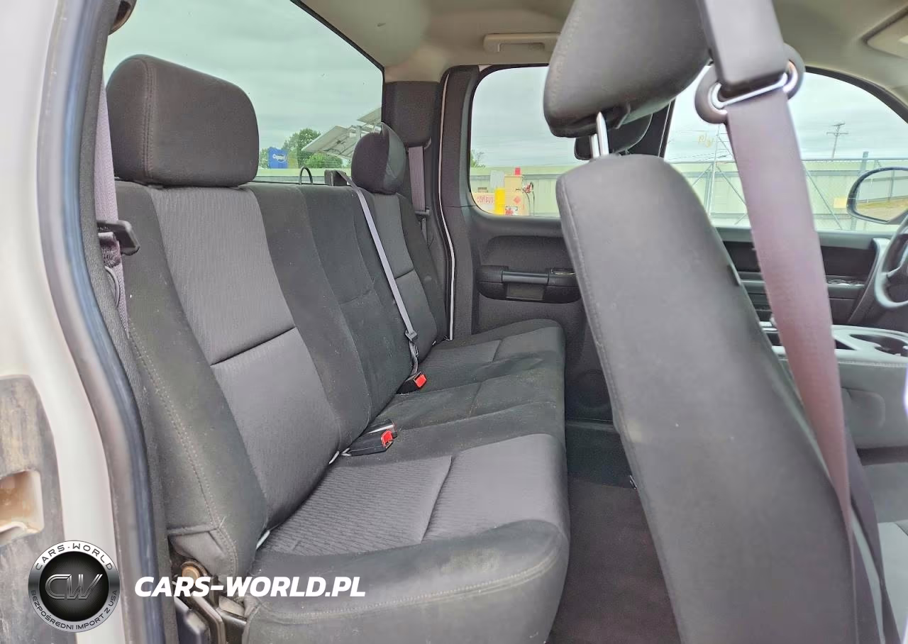 2011 Chevrolet Silverado K1500 Ls VIN:1GCRKREA2BZ446172 - 10