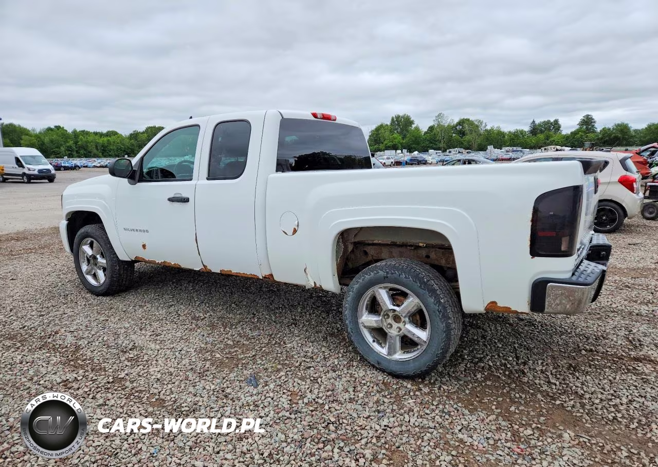 2011 Chevrolet Silverado K1500 Ls VIN:1GCRKREA2BZ446172 - 2