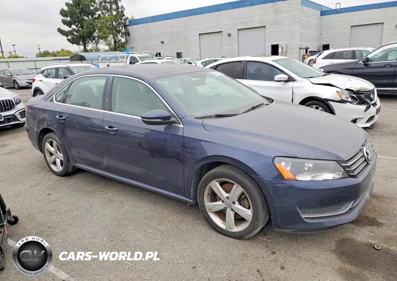2012 Volkswagen Passat Se VIN:1VWBP7A35CC098500 - 4