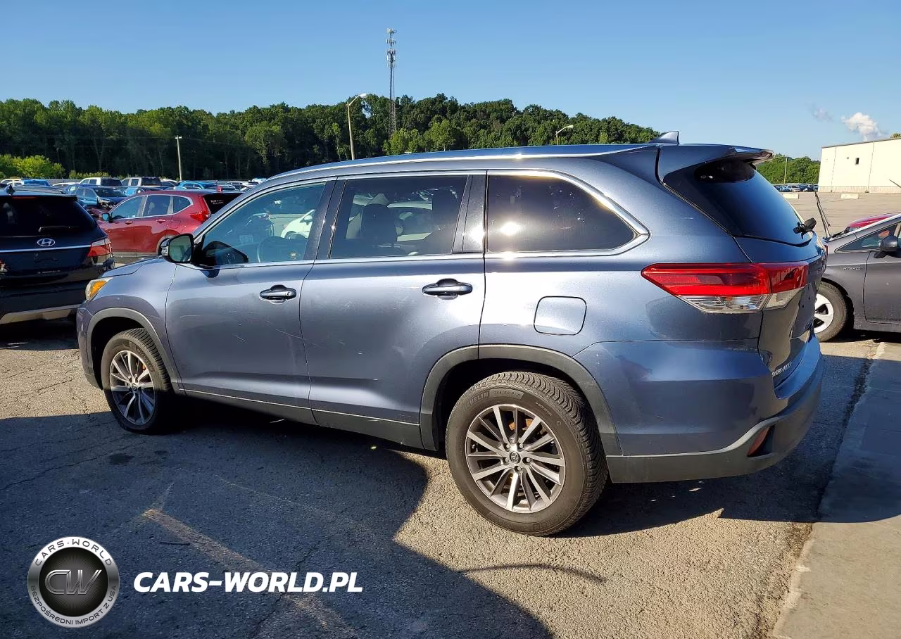 2019 Toyota Highlander Xle VIN:5TDKZRFH9KS297768 - 2