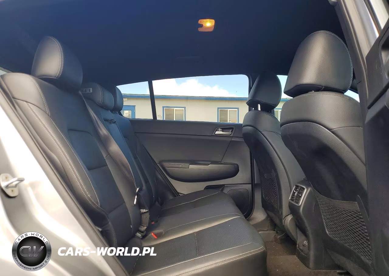 2020 Kia Sportage S VIN:KNDP63AC5L7684997 - 11