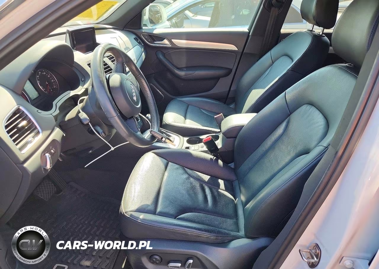 2018 Audi Q3 Premium Plus VIN:WA1JCCFS1JR032663 - 7
