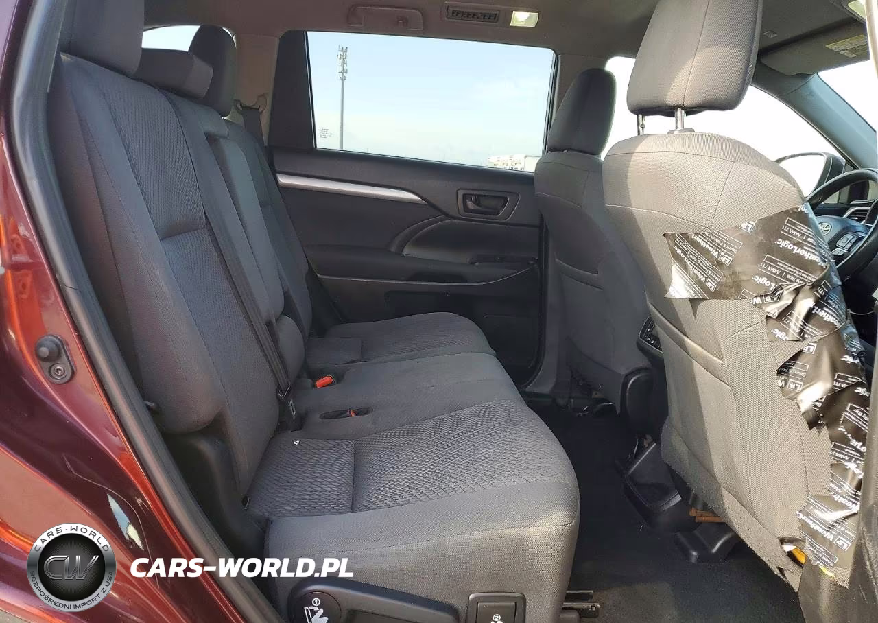 2019 Toyota Highlander Le VIN:5TDZZRFH9KS296411 - 11