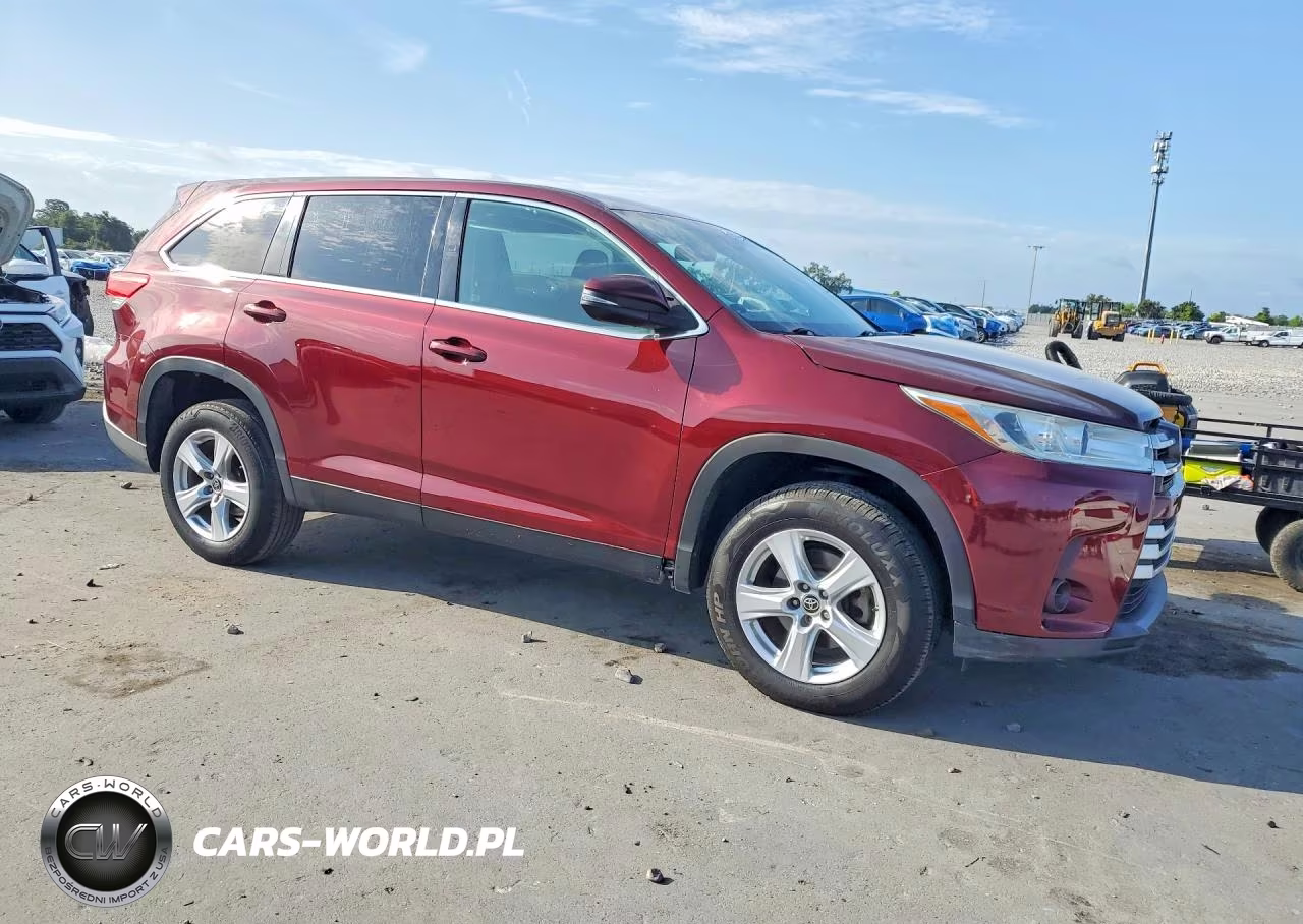 2019 Toyota Highlander Le VIN:5TDZZRFH9KS296411 - 4