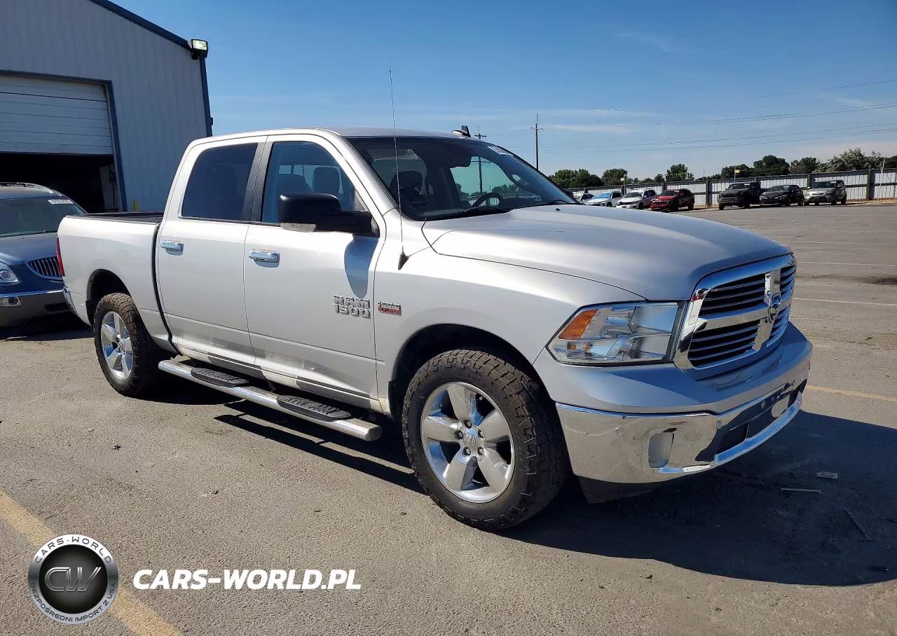 2017 Ram 1500 Slt VIN:3C6RR7LT2HG640821 - 4