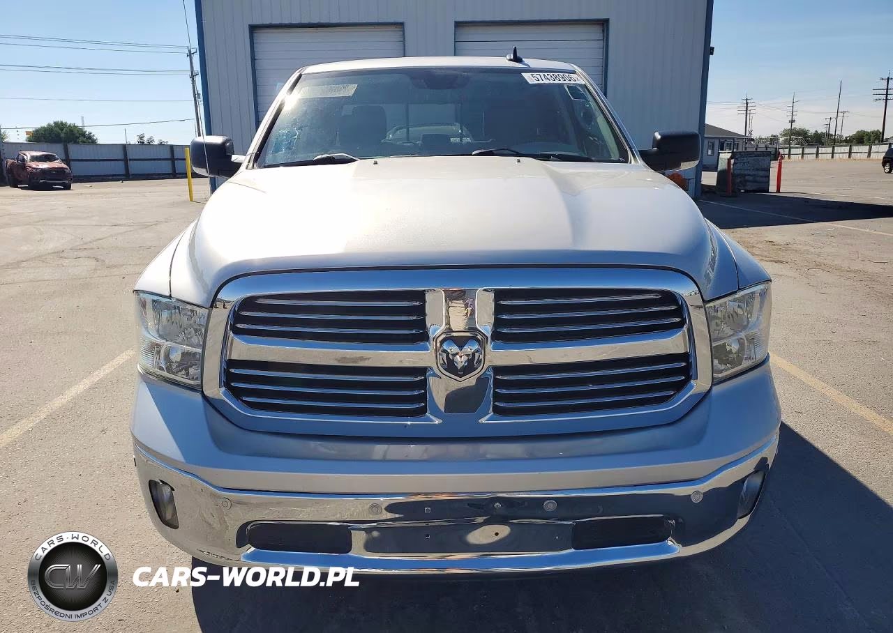 2017 Ram 1500 Slt VIN:3C6RR7LT2HG640821 - 5