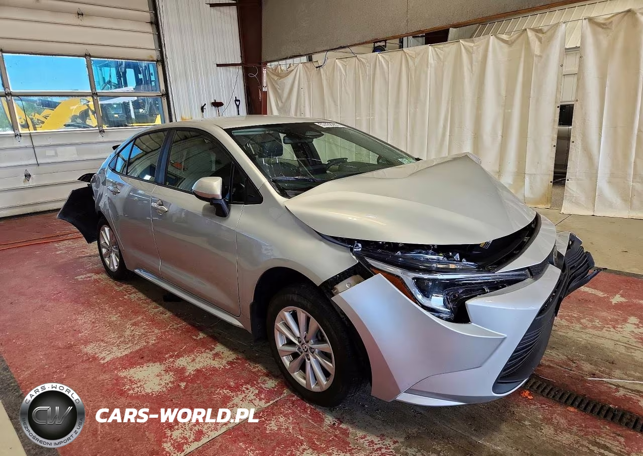 2026 Toyota Corolla Hybrid Le VIN:JTDBCMFE4T3122891 - 4