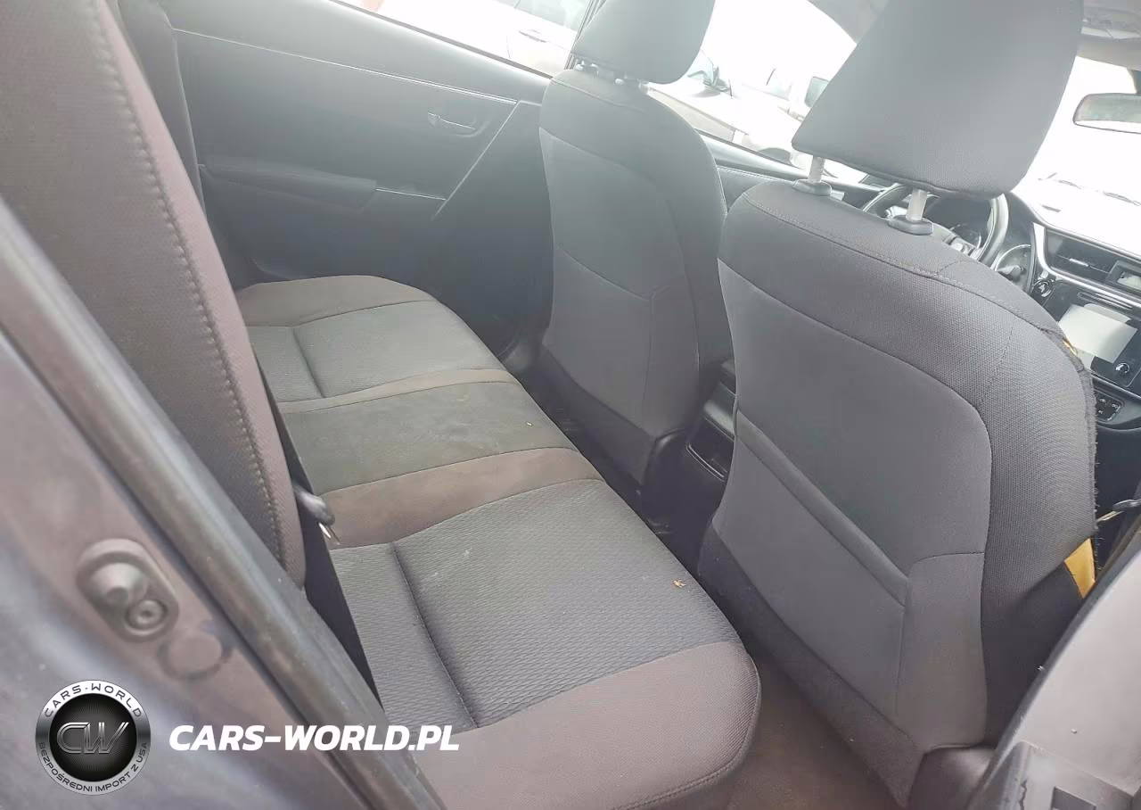 2019 Toyota Corolla Le VIN:5YFBURHE1KP893323 - 10