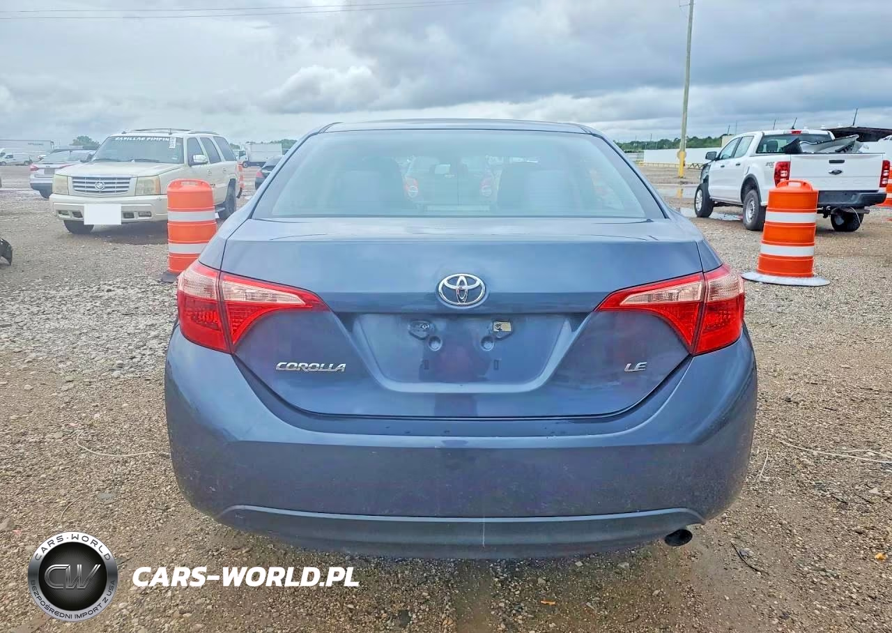 2019 Toyota Corolla Le VIN:5YFBURHE1KP893323 - 6