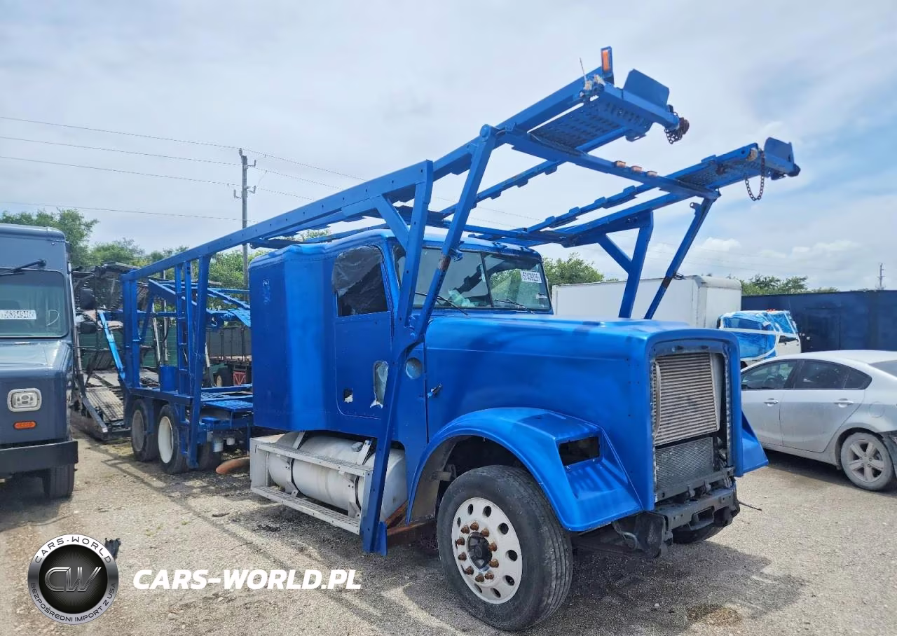 2000 Freightliner Conventional Fld120 – zdjęcie 1 z 10