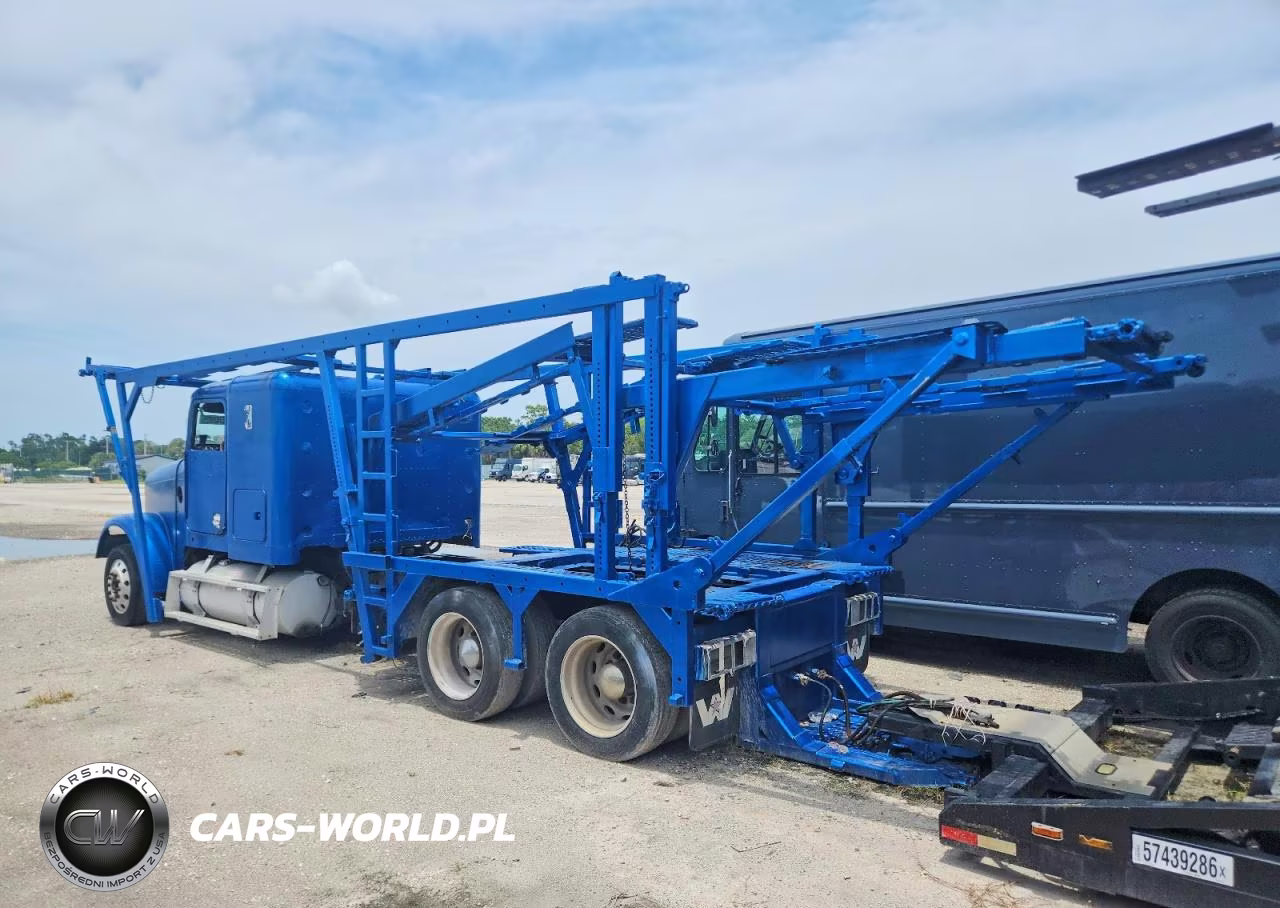 2000 Freightliner Conventional Fld120 VIN:1FVNDXYB4YDG18345 - 3