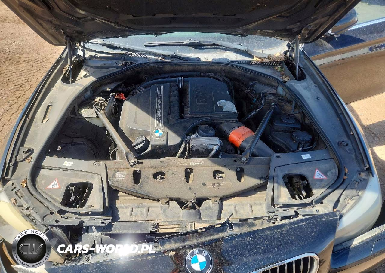 2011 BMW 535 Xi VIN:WBAFU7C50BC875317 - 11