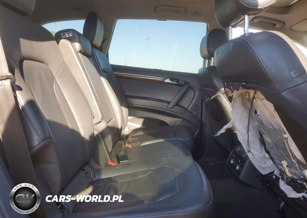 2015 Audi Q7 Premium Plus VIN:WA1LGAFE8FD003449 - 11