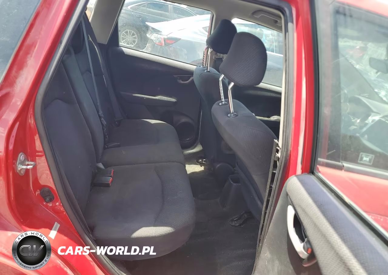 2012 Honda Fit Sport VIN:JHMGE8H55CC012533 - 10