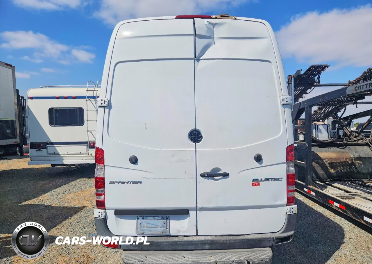 2015 Freightliner Sprinter 2500 Refrigerated Delivery Van VIN:WDYPE8DC5FP169924 - 6