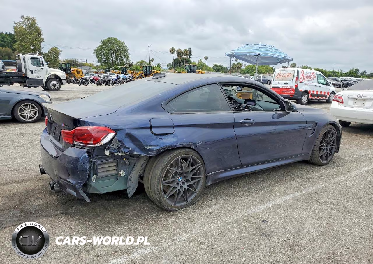 2018 BMW M4 VIN:WBS4Y9C52JAC87578 - 3