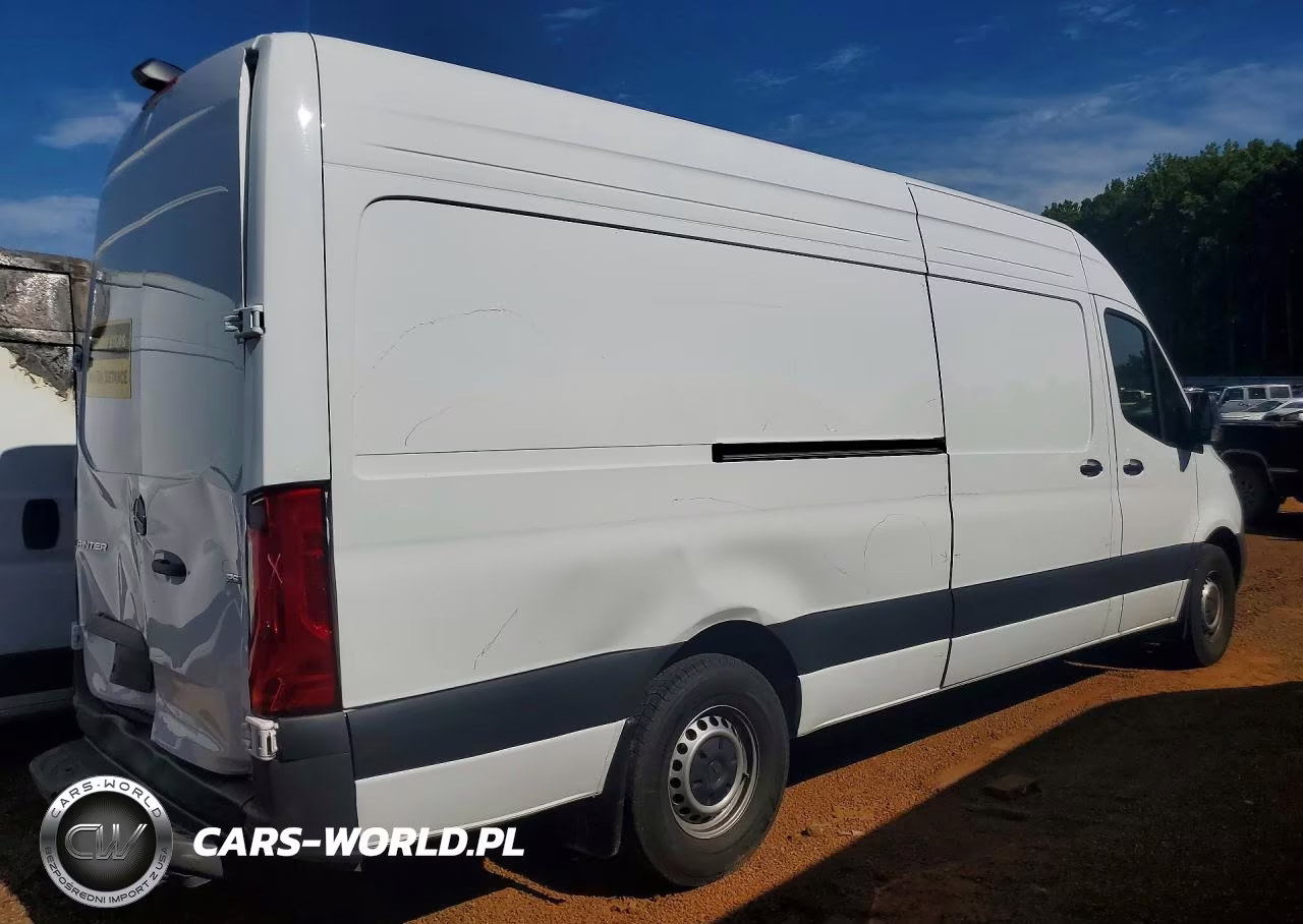2025 Mercedes-Benz Sprinter 2500 Delivery Van VIN:W1Y4KCHY0ST231954 - 3