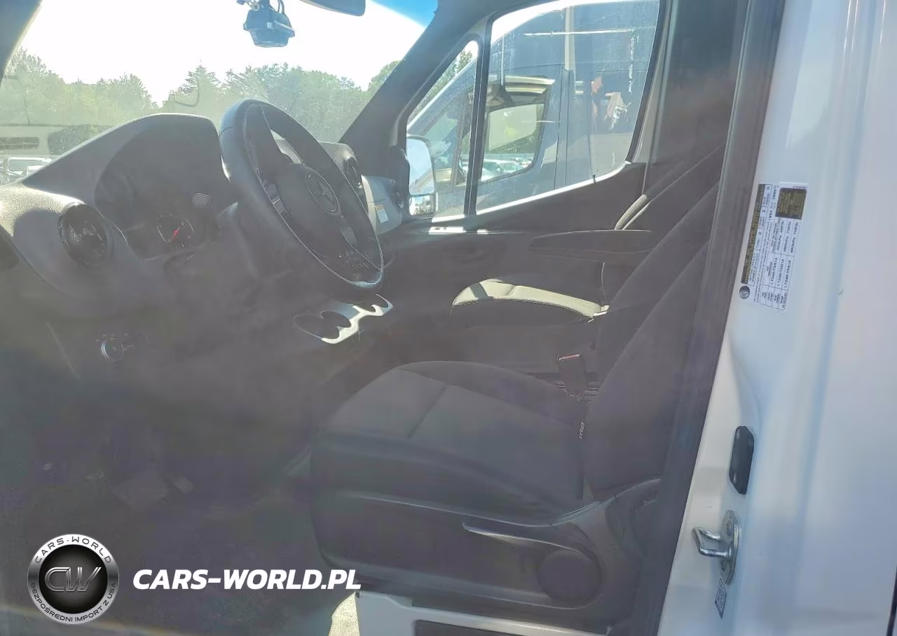 2025 Mercedes-Benz Sprinter 2500 Delivery Van VIN:W1Y4KCHY0ST231954 - 7
