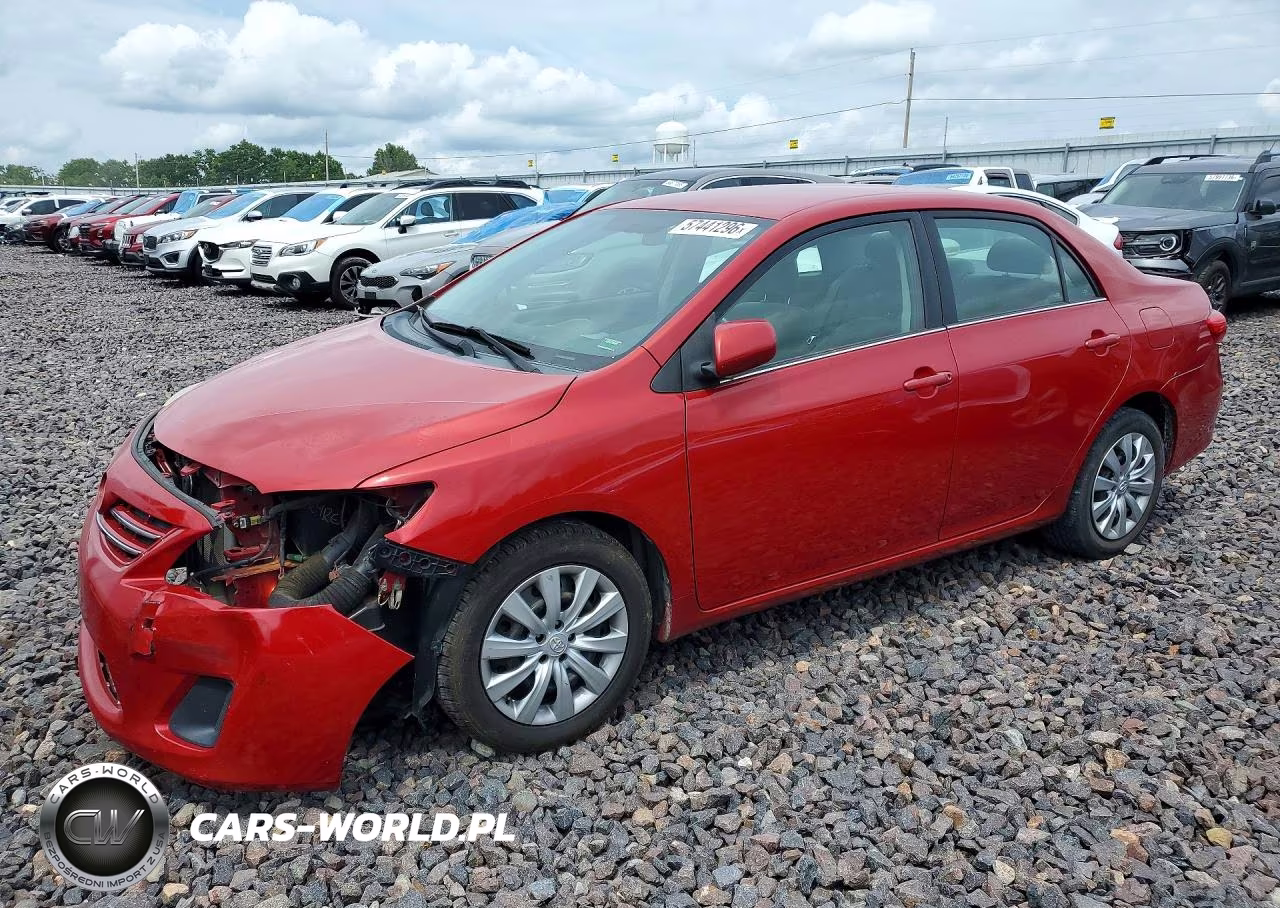 2013 Toyota Corolla Le – zdjęcie 1 z 12