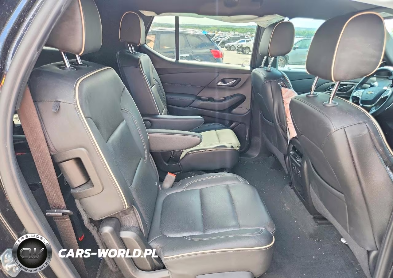 2023 Chevrolet Traverse Premier VIN:1GNEVKKW9PJ285927 - 11
