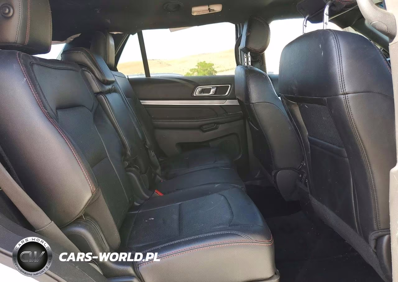 2016 Ford Explorer Sport VIN:1FM5K8GT1GGD29687 - 11
