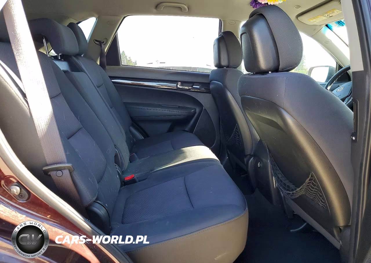 2011 Kia Sorento Lx VIN:5XYKT3A14BG153406 - 11
