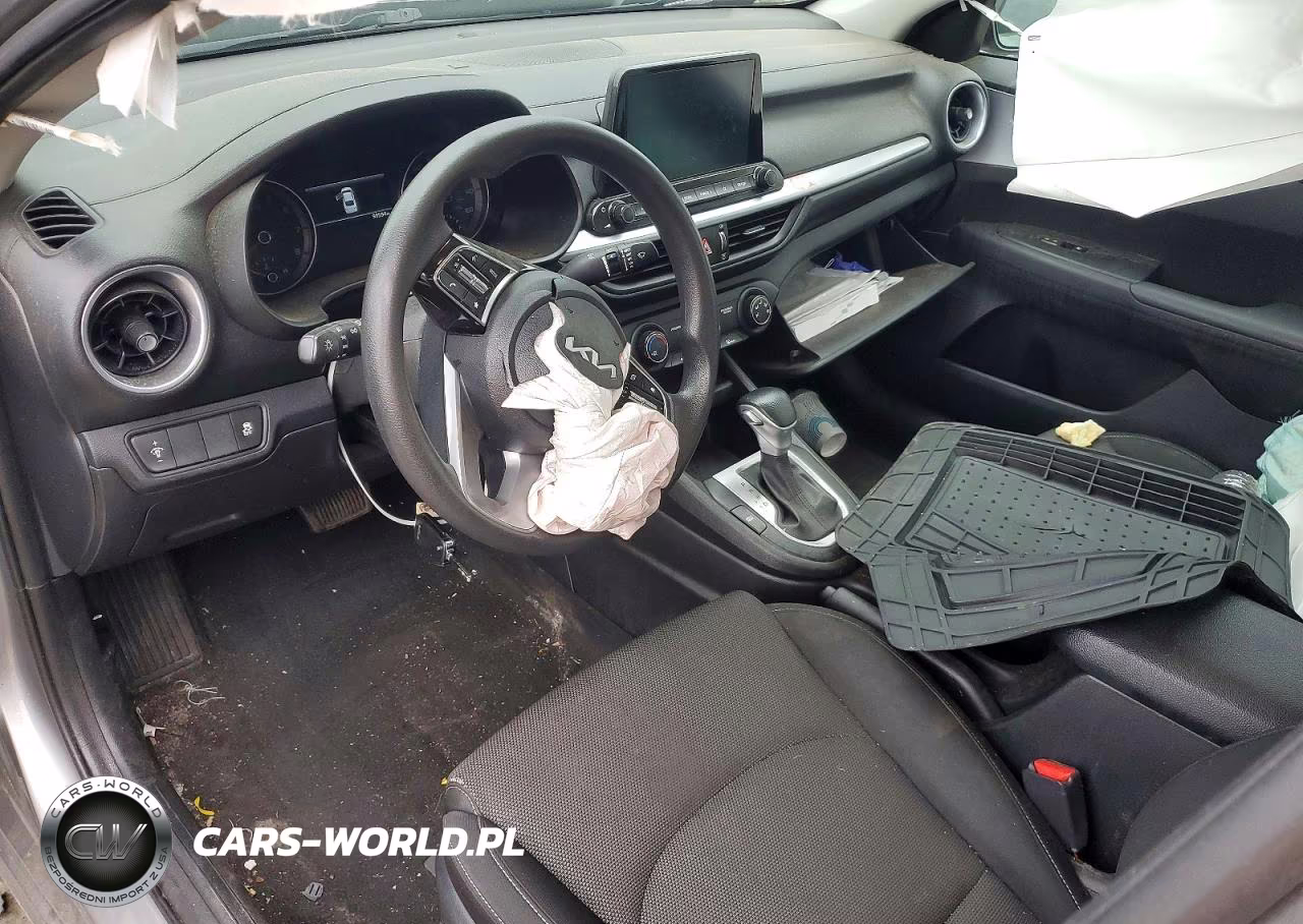 2023 Kia Forte Lxs VIN:3KPF24AD1PE525339 - 8