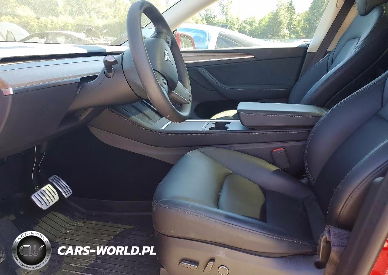 2025 Tesla Model Y VIN:7SAYGDEF0SF259534 - 7