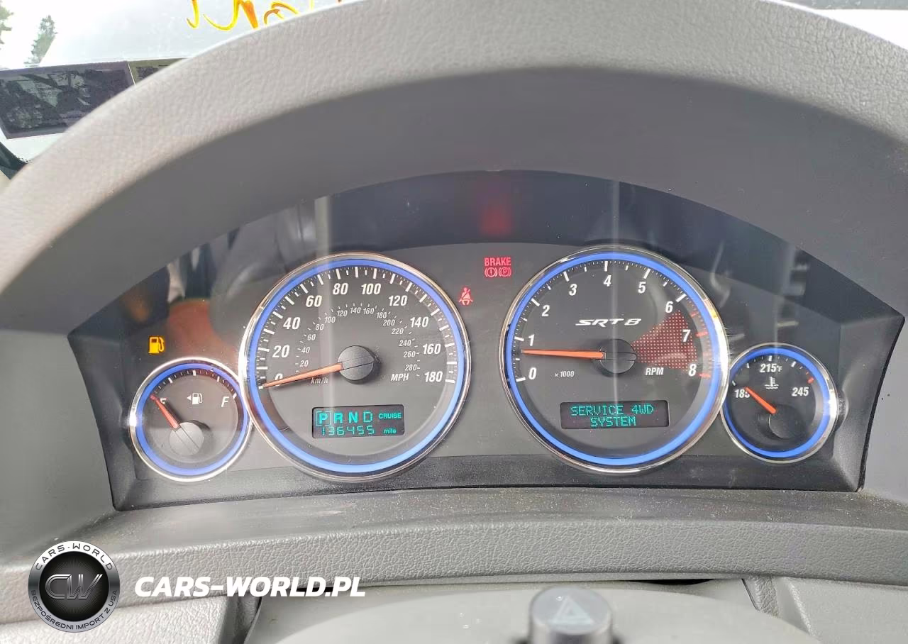 2007 Jeep Grand Cherokee Srt-8 VIN:1J8HR78397C519999 - 9