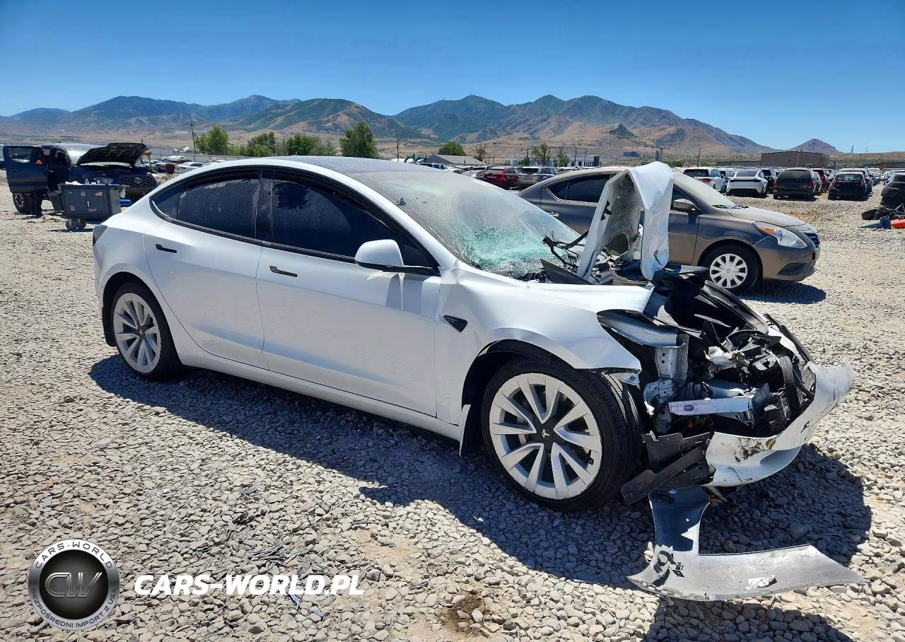 2021 Tesla Model 3 VIN:5YJ3E1EB7MF980526 - 4