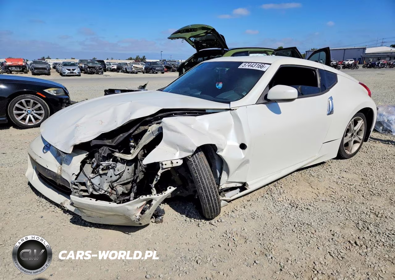 2012 Nissan 370Z Base – zdjęcie 1 z 12