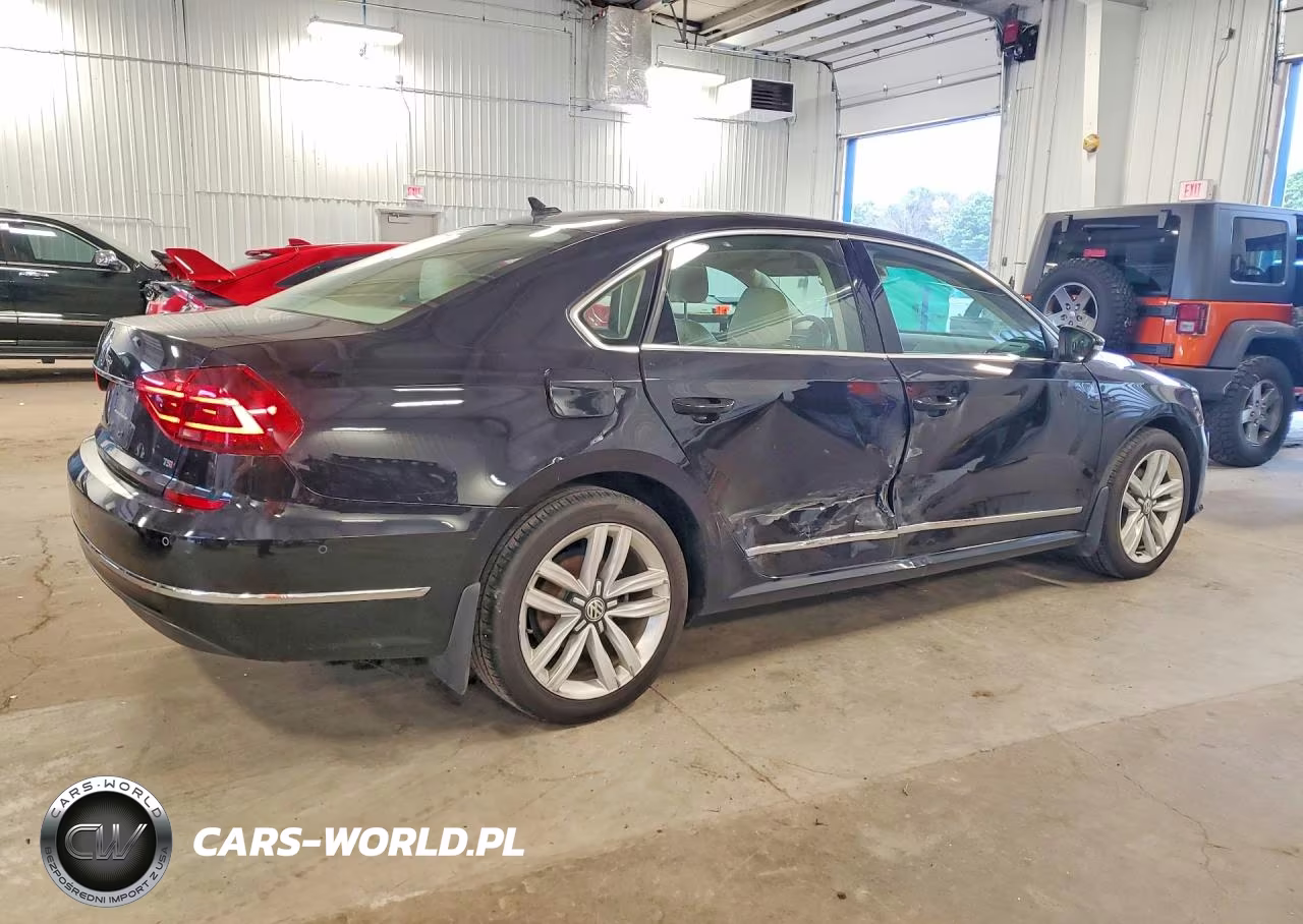 2017 Volkswagen Passat Sel Premium VIN:1VWCT7A33HC042045 - 3