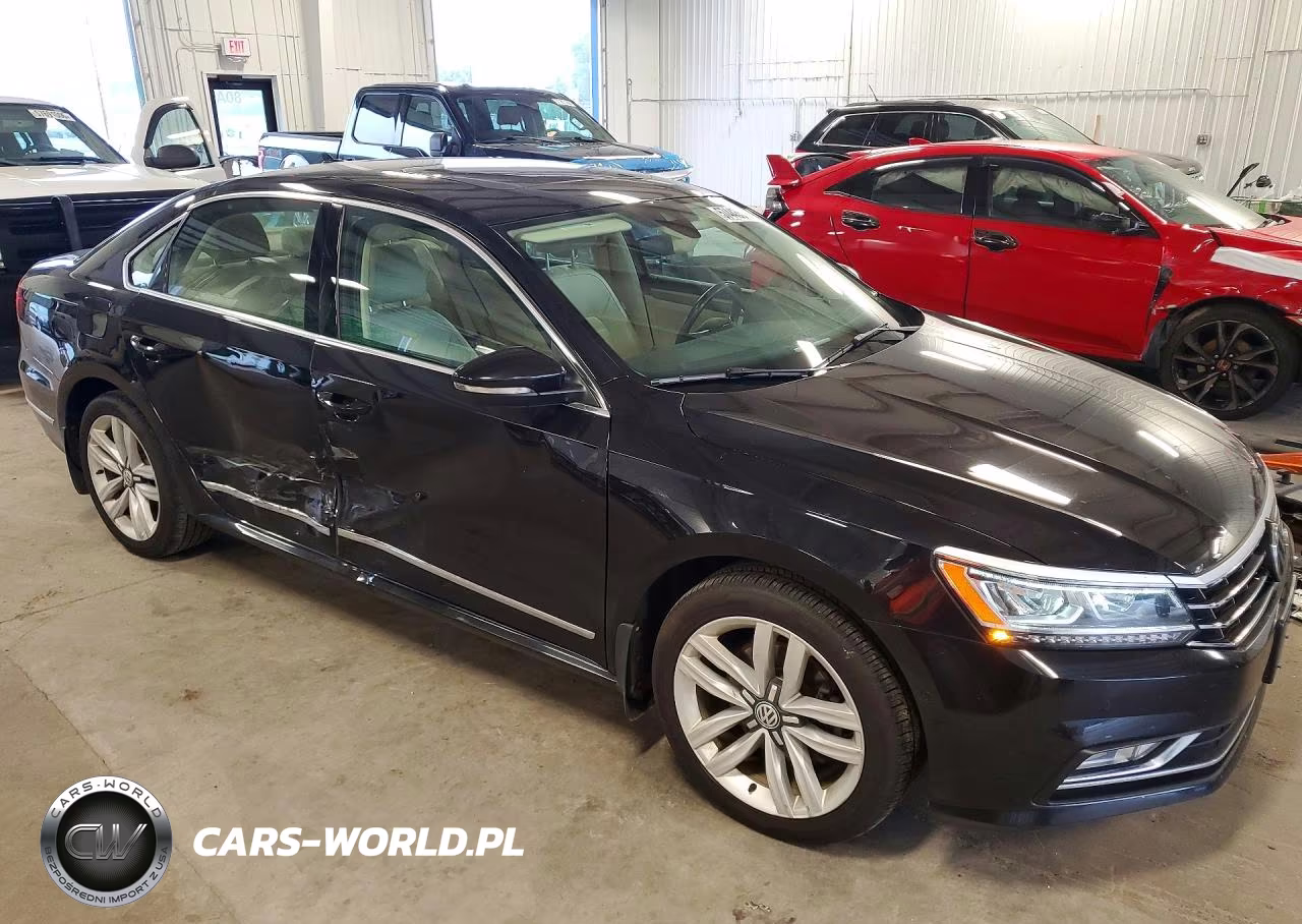 2017 Volkswagen Passat Sel Premium VIN:1VWCT7A33HC042045 - 4