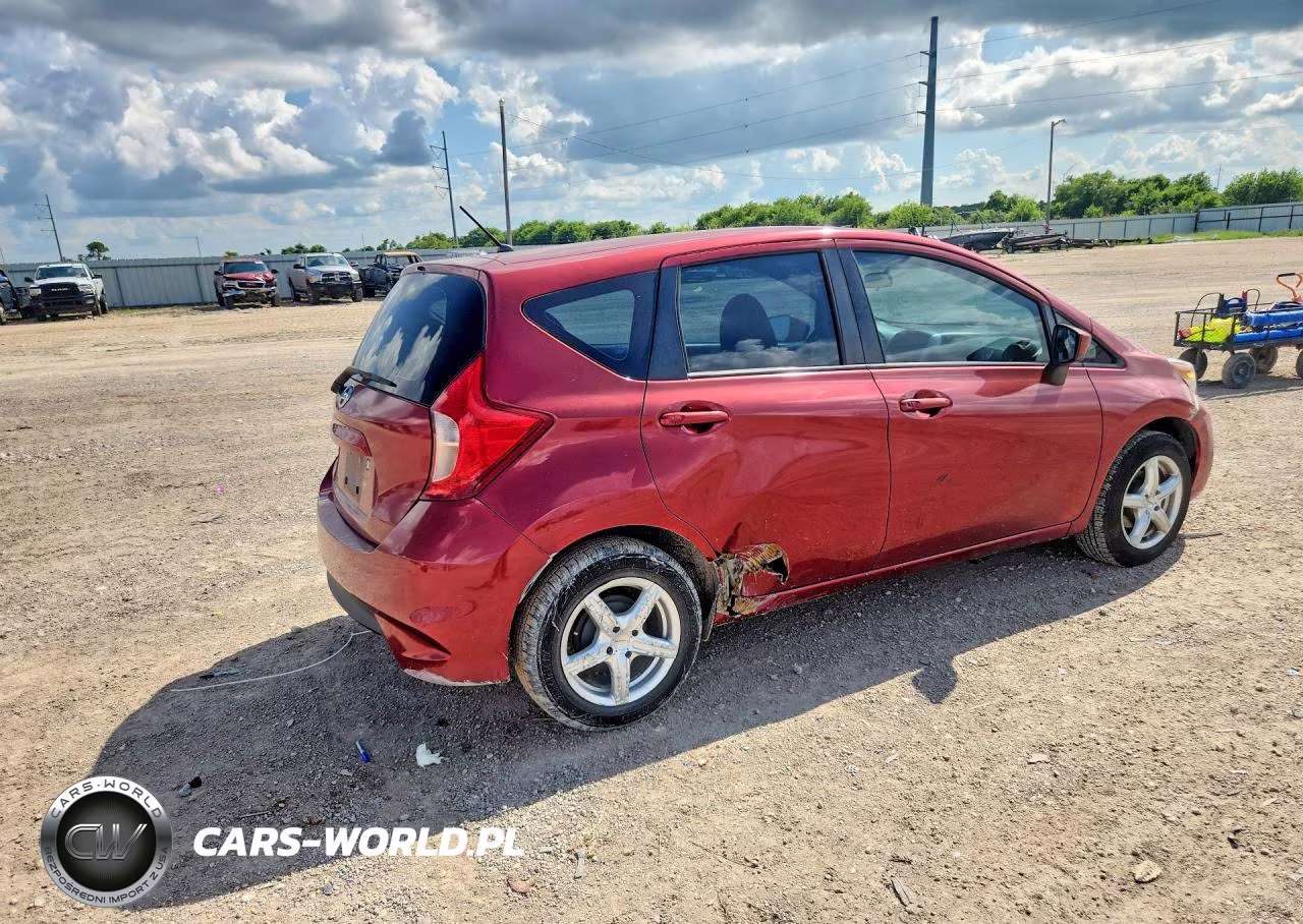 2018 Nissan Versa Note S VIN:3N1CE2CP8JL369831 - 3