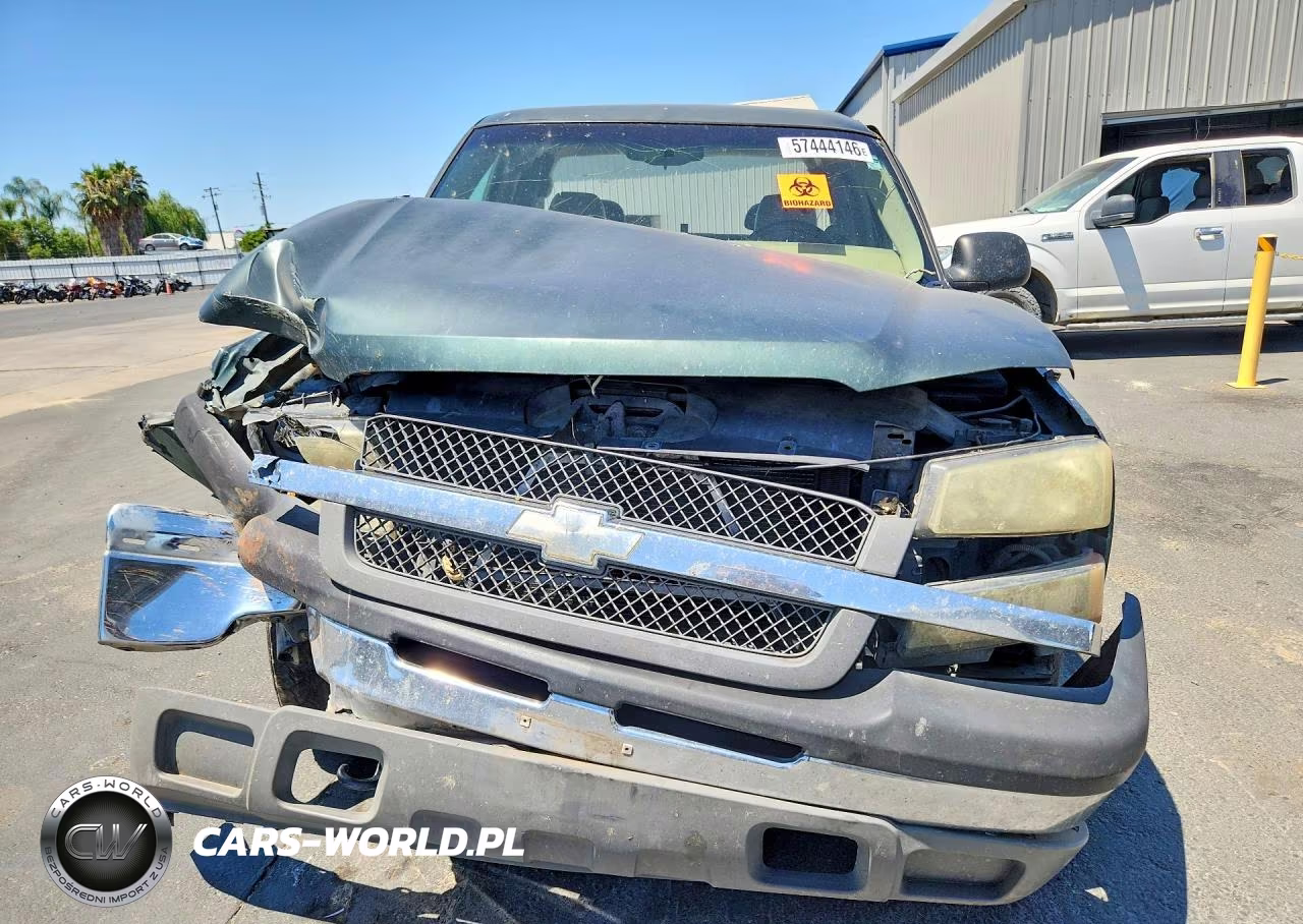 2004 Chevrolet Silverado C1500 VIN:2GCEC19V141348322 - 5
