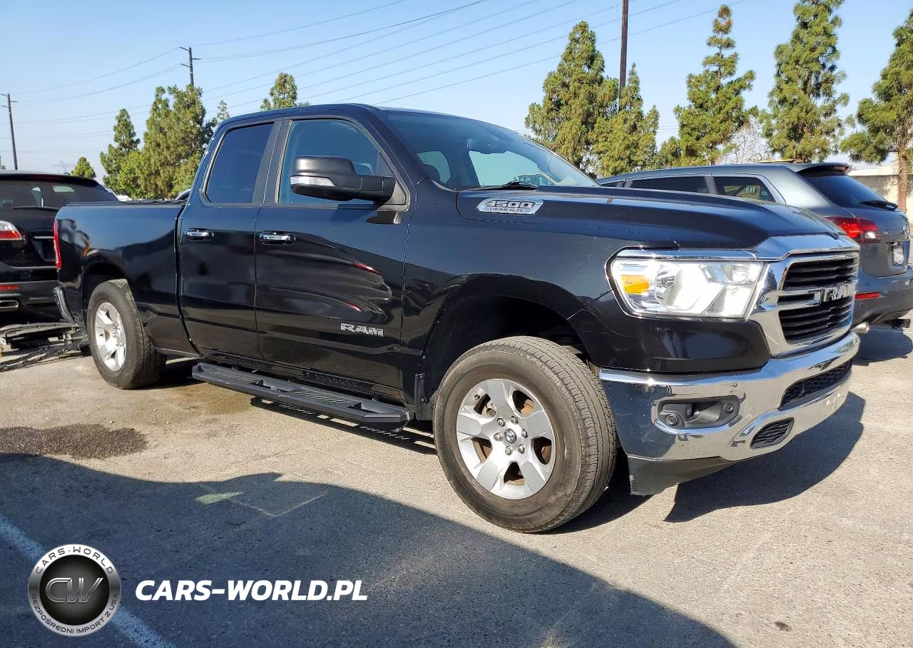 2019 Ram 1500 Big Horn VIN:1C6RREBT0KN700762 - 4