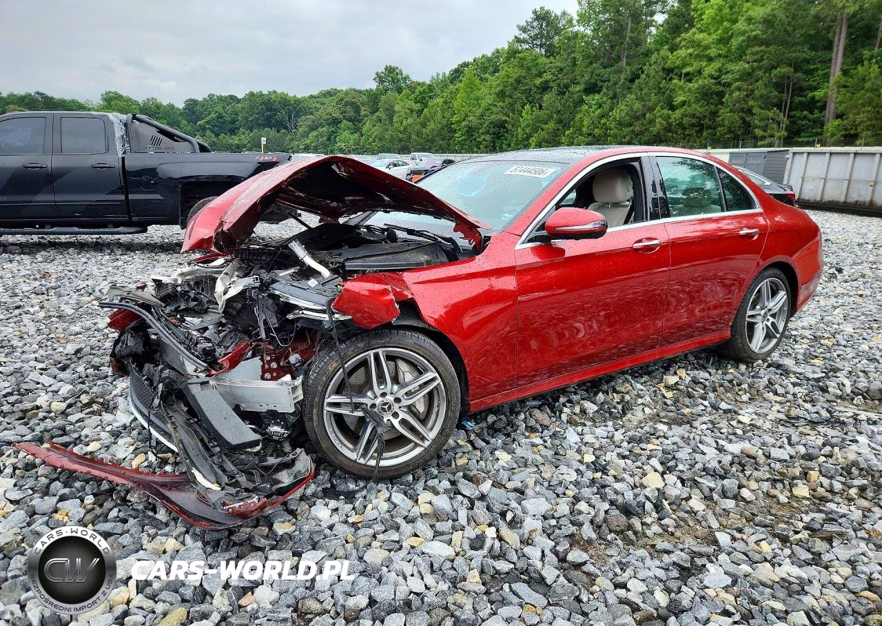 2019 Mercedes-Benz E 300