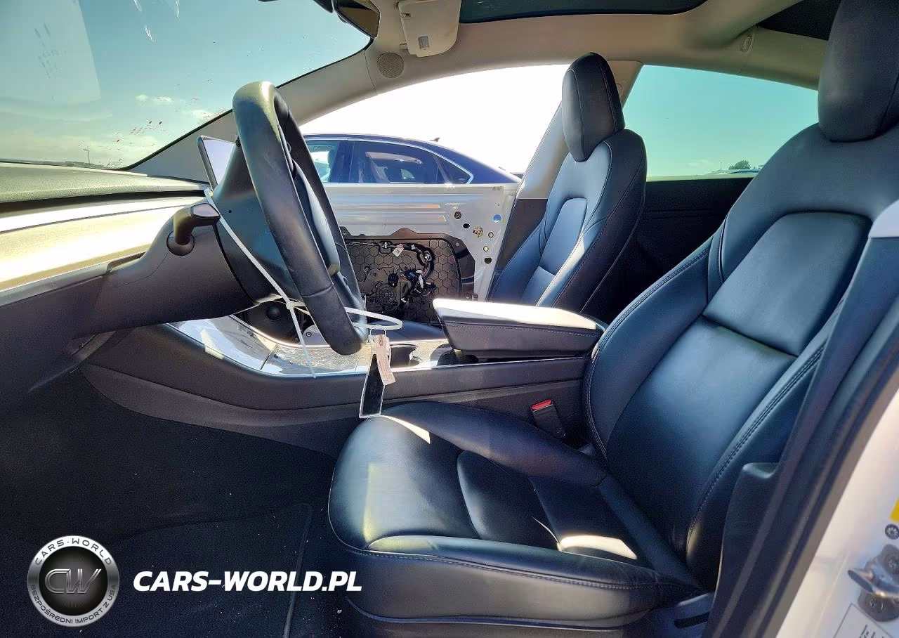 2020 Tesla Model 3 VIN:5YJ3E1EB7LF667331 - 7