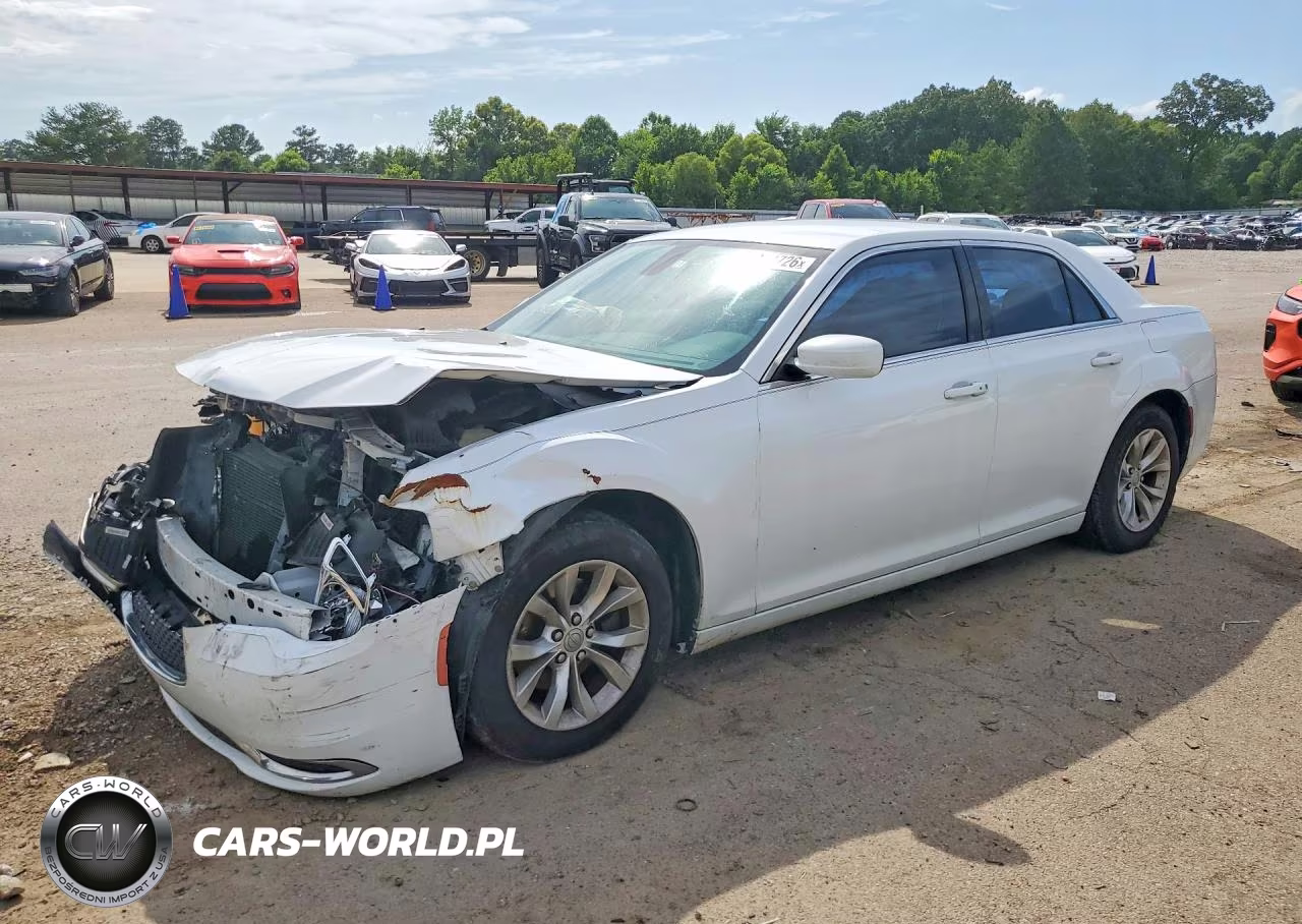 2015 Chrysler 300 Limited