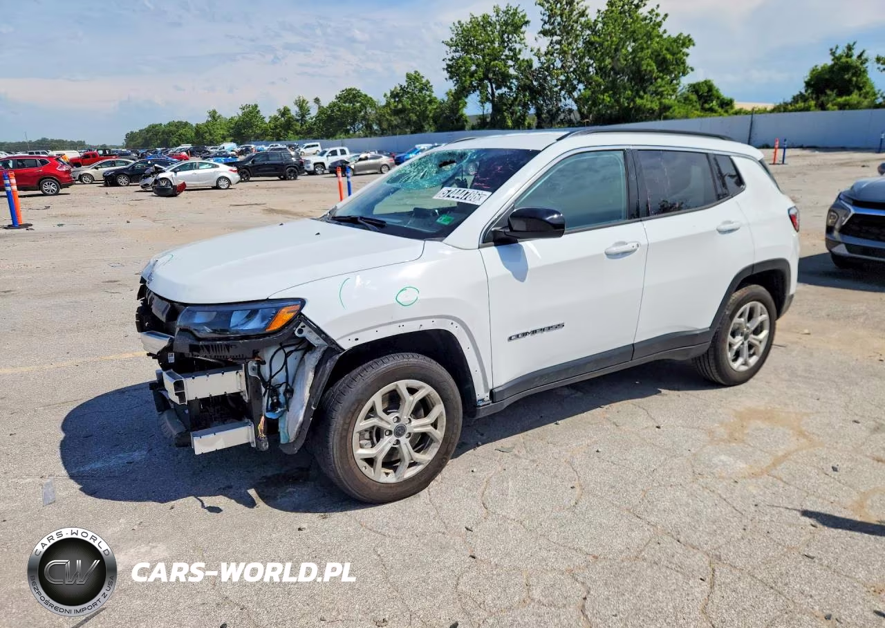 2025 Jeep Compass Latitude – zdjęcie 1 z 13